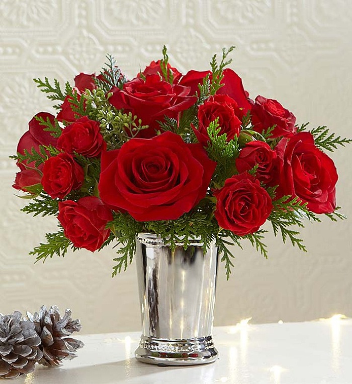Merry Mistletoe Bouquet